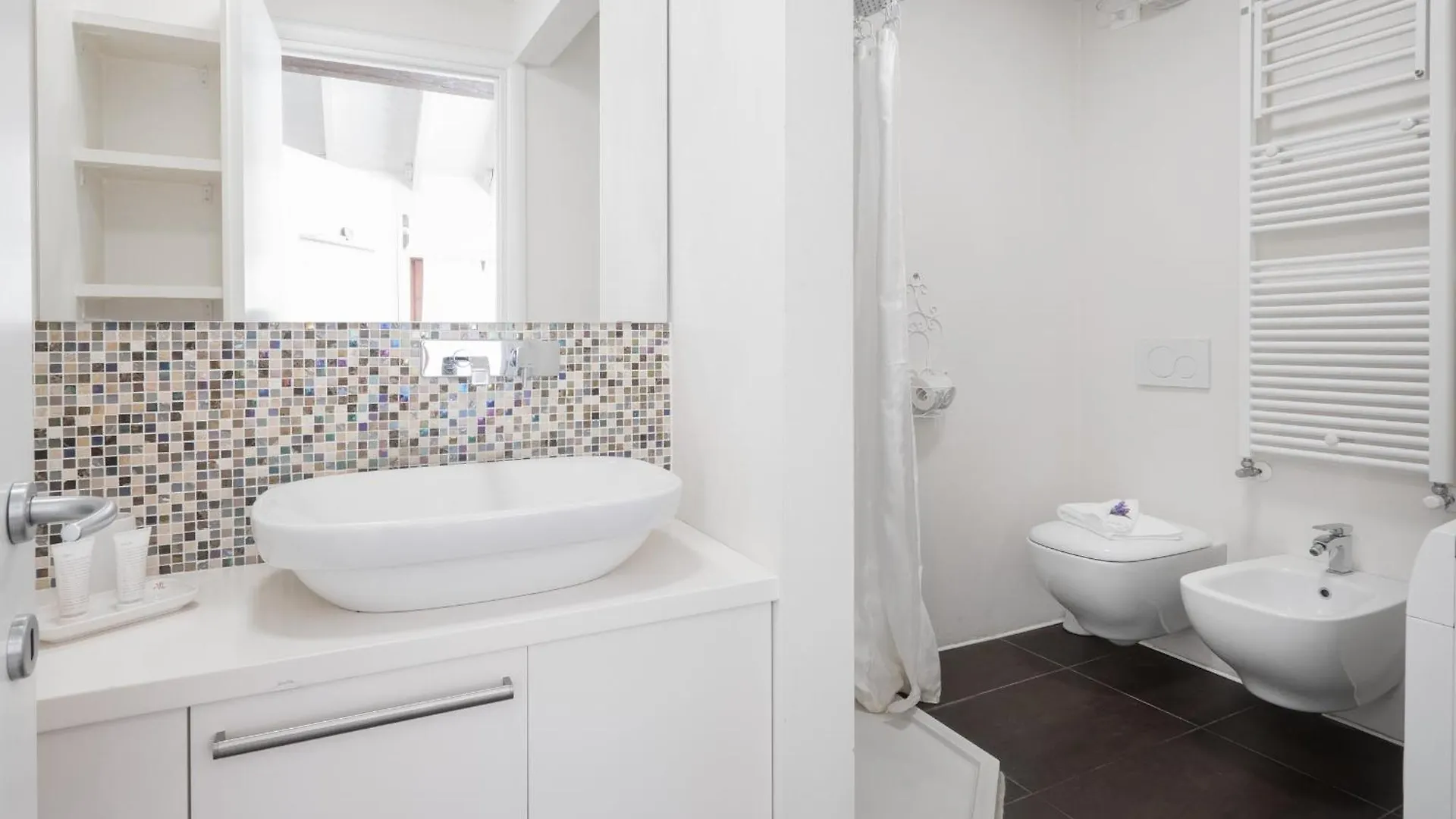 Flats4Rent Barbarani Apartment Verona