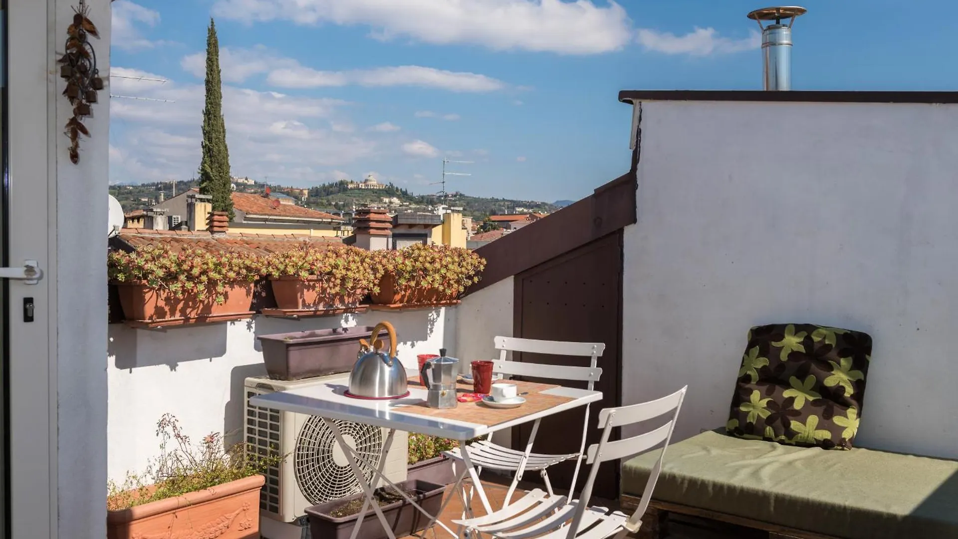 Flats4Rent Barbarani Apartment Verona